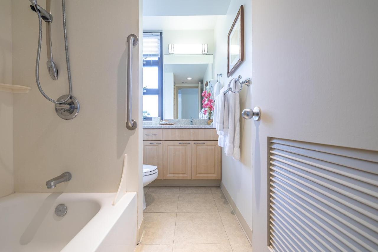 Great Diamond Head Views, 2Br Condo With Free Parking! Honolulu Buitenkant foto