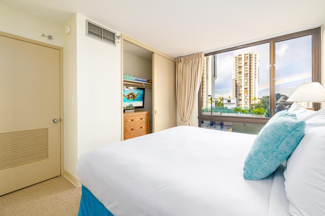 Great Diamond Head Views, 2Br Condo With Free Parking! Honolulu Buitenkant foto